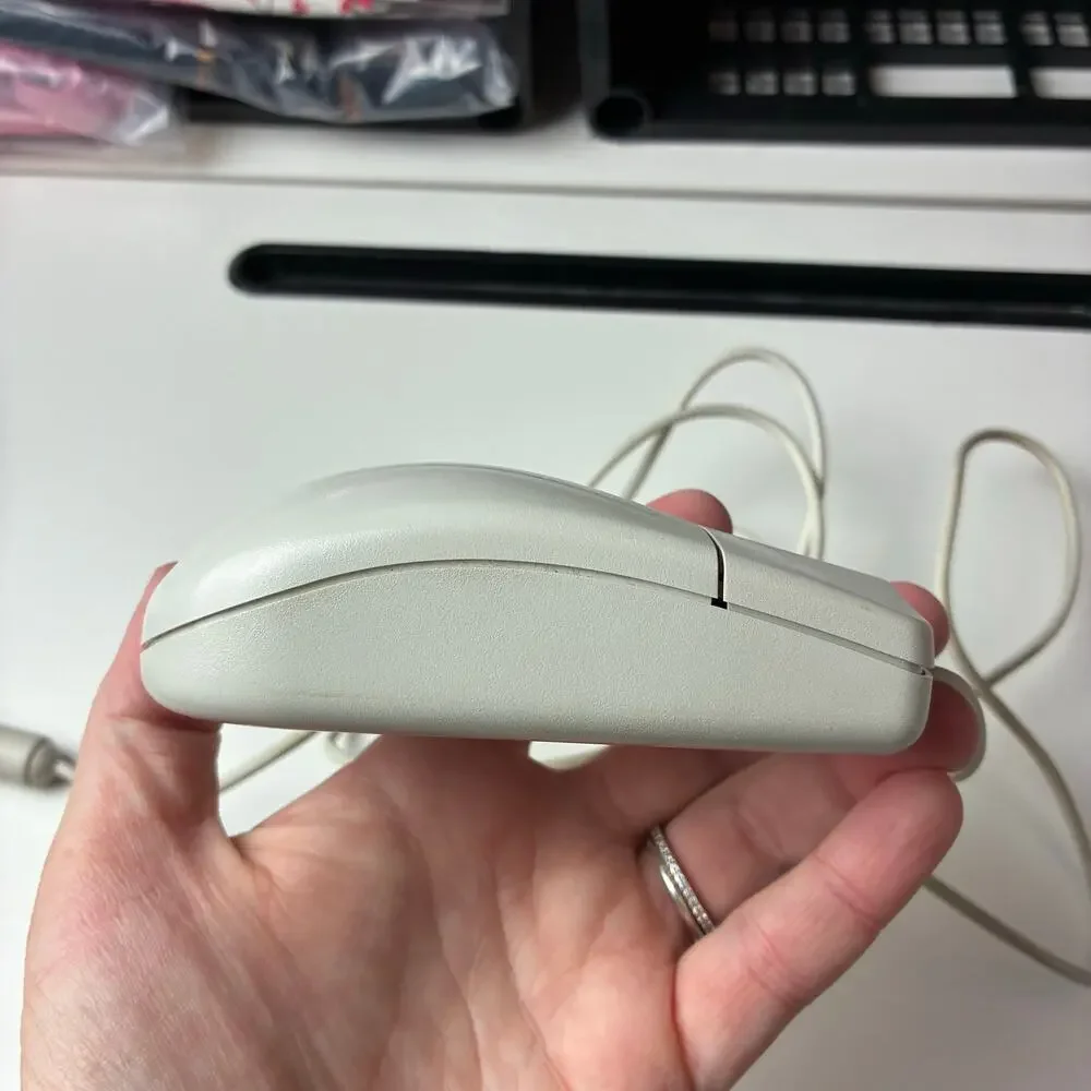 Vintg Microsoft 2.1A Mechanical Roller Ball Mouse Port Compatible Wired 2 Button